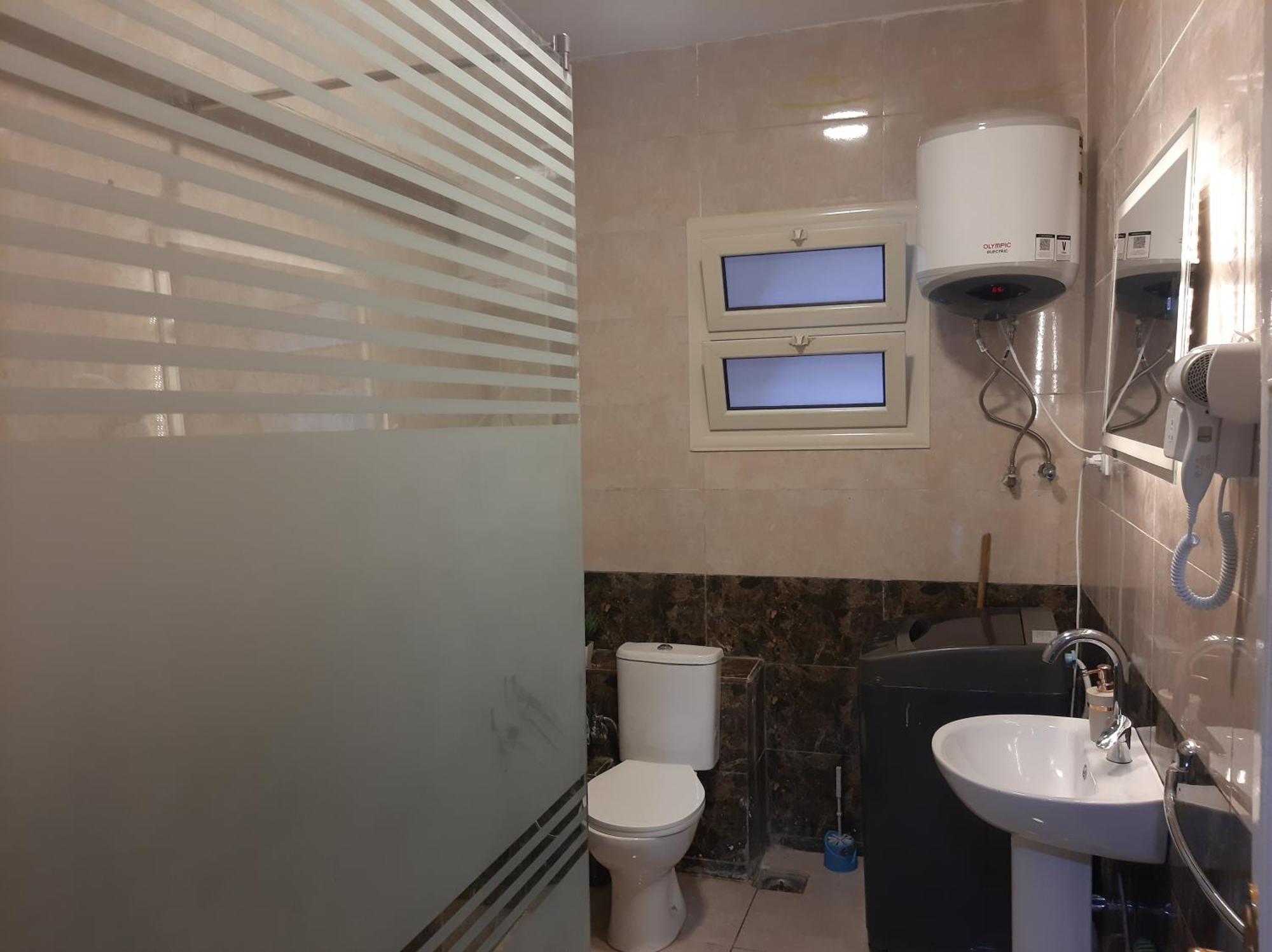 Moon Homes - Downtown Apartment